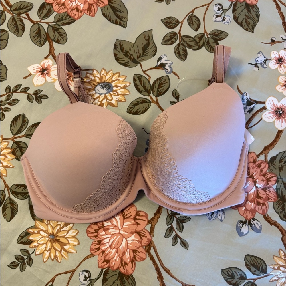 Soma Women's Nude Lace Accent Bra
